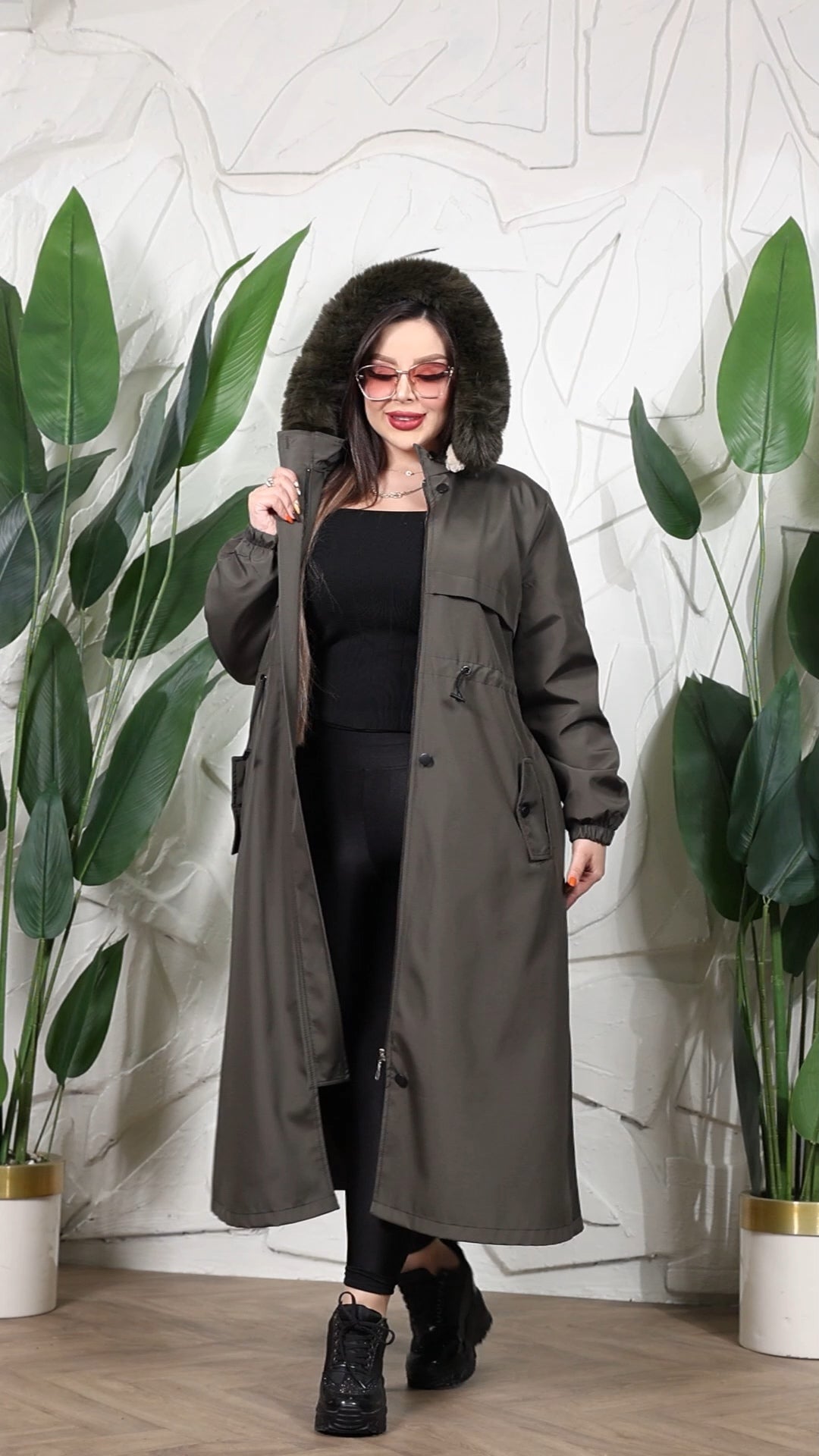 Parka Lungo "Cortina" con Cappuccio in Ecopelliccia